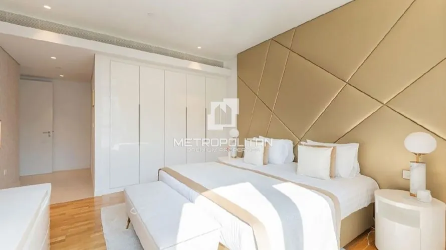 Apartamento de 3 dormitorios en Bluewaters Residences, UAE No. 79 № 10