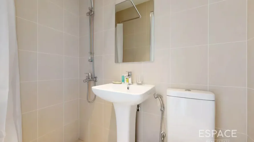 Apartamento de 2 dormitorios en Bluewaters, UAE No. 136 № 3