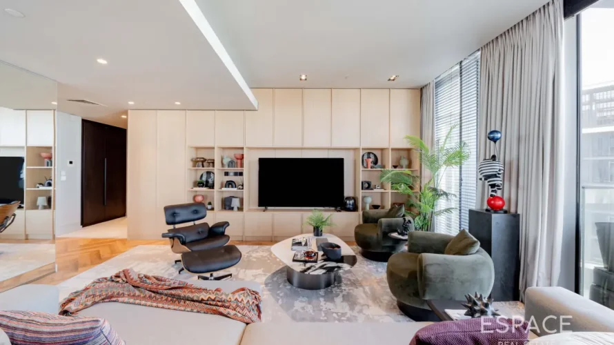 Apartamento de 4 dormitorios en Bluewaters, UAE No. 142 № 17